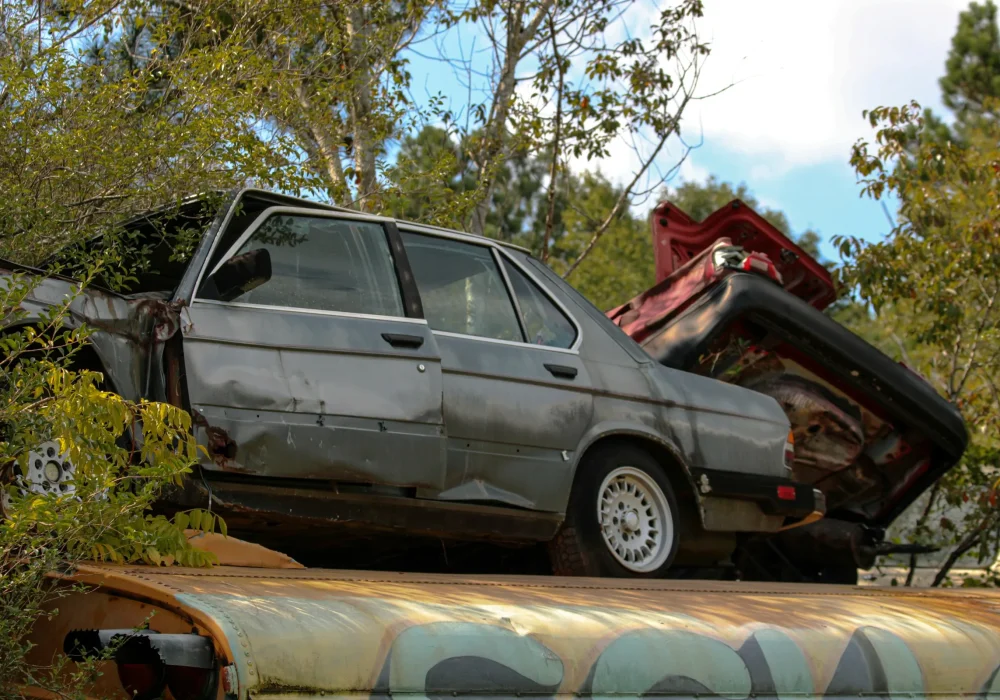 imgi_240_how-to-sell-a-junk-car-fast-best-hacks-for-maximum-cash-unsplash